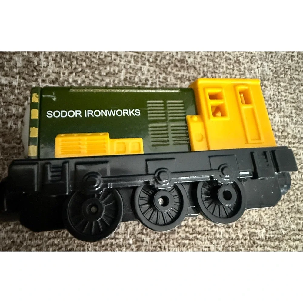 Thomas & Friends Wood Iron‎ Bert Sodor Ironworks Diesel Engine Mattel 2013 HO 6a